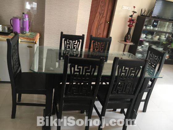 Dining table with 6 chair